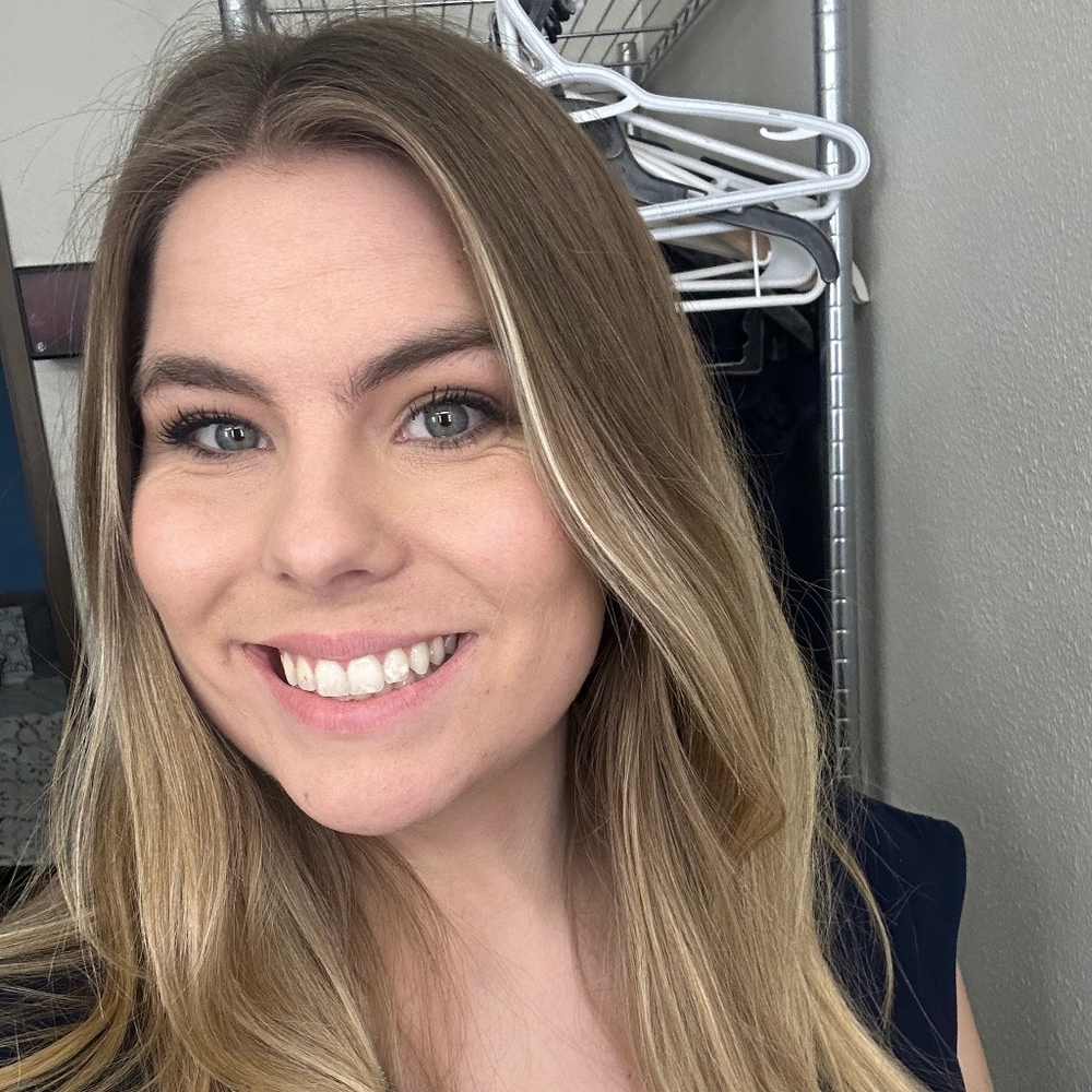 Meet your Posher, Stacy